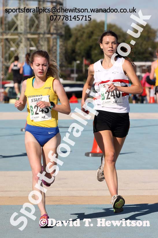 Senior women Northern 6 and 4 Stage Road Relays. Photo: David T. Hewitson/Sports for All Pics